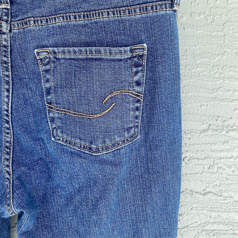 Levi's Women's Mid Rise Bootcut Jeans Size 10 Blue Medium Wash - Picture 7 of 11